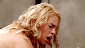 Hot blodne PAWG is stuffed by a muscular, hung fellow